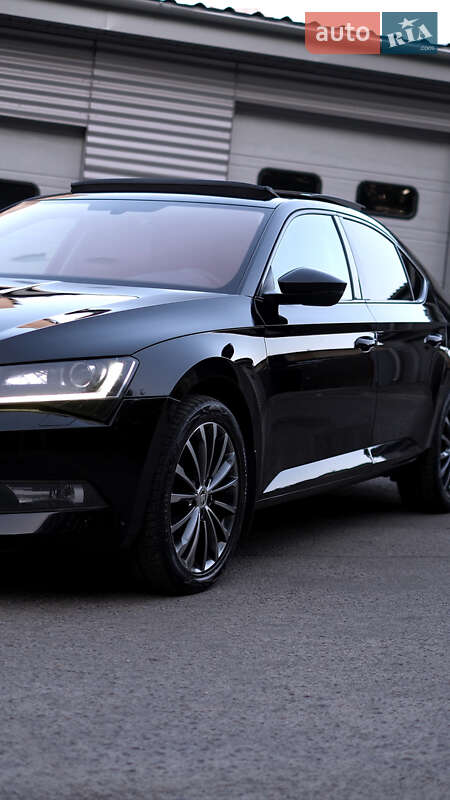 Ліфтбек Skoda Superb 2018 в Дніпрі