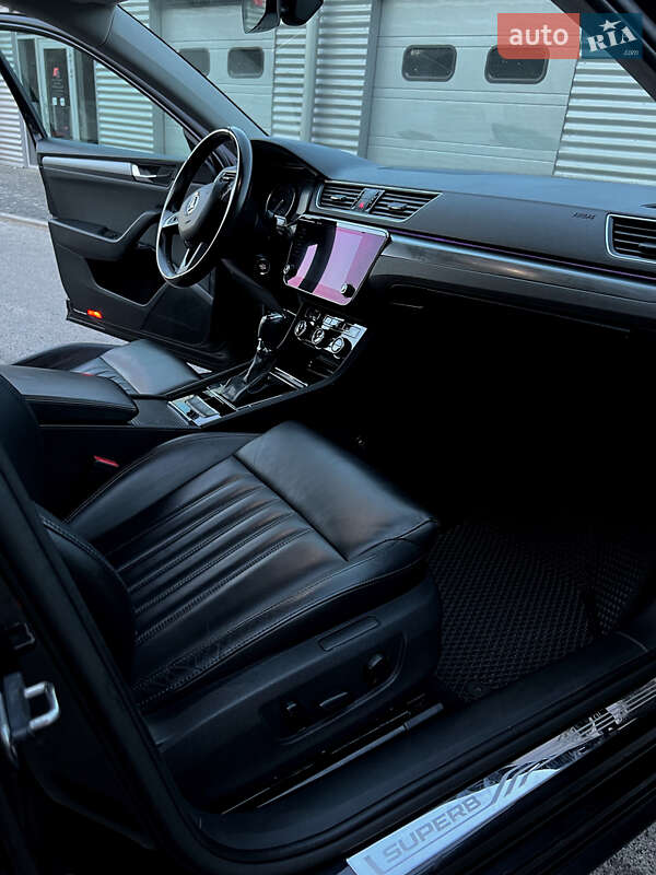 Ліфтбек Skoda Superb 2018 в Дніпрі