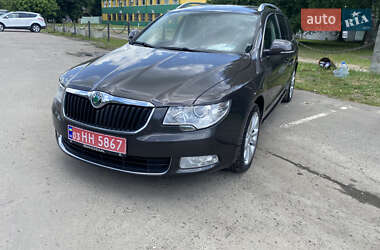 Универсал Skoda Superb 2011 в 