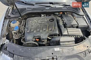 Лифтбек Skoda Superb 2010 в 