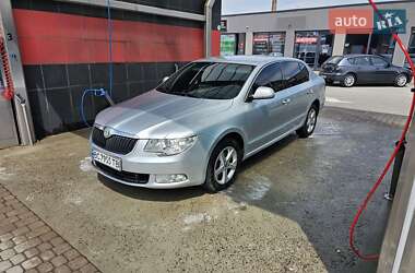 Лифтбек Skoda Superb 2010 в 
