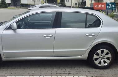 Ліфтбек Skoda Superb 2011 в Львові