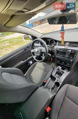 Универсал Skoda Superb 2010 в 