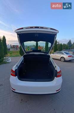 Универсал Skoda Superb 2016 в 