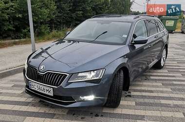 Універсал Skoda Superb 2016 в Львові