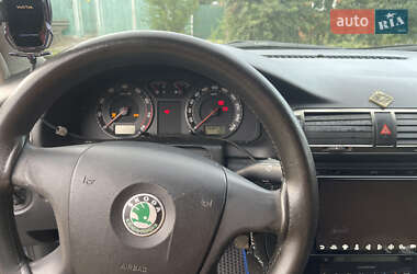 Лифтбек Skoda Superb 2006 в 