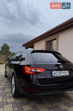 Универсал Skoda Superb 2016 в 