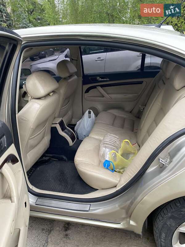 Ліфтбек Skoda Superb 2004 в Пісочині фото 2 Ліфтбек Skoda Superb 2004 в Пісочині