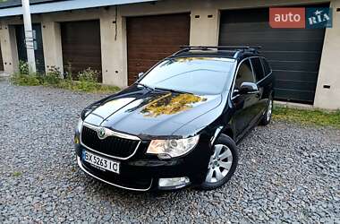 Универсал Skoda Superb 2011 в Хмельницком