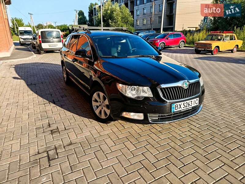 Универсал Skoda Superb 2011 в Хмельницком