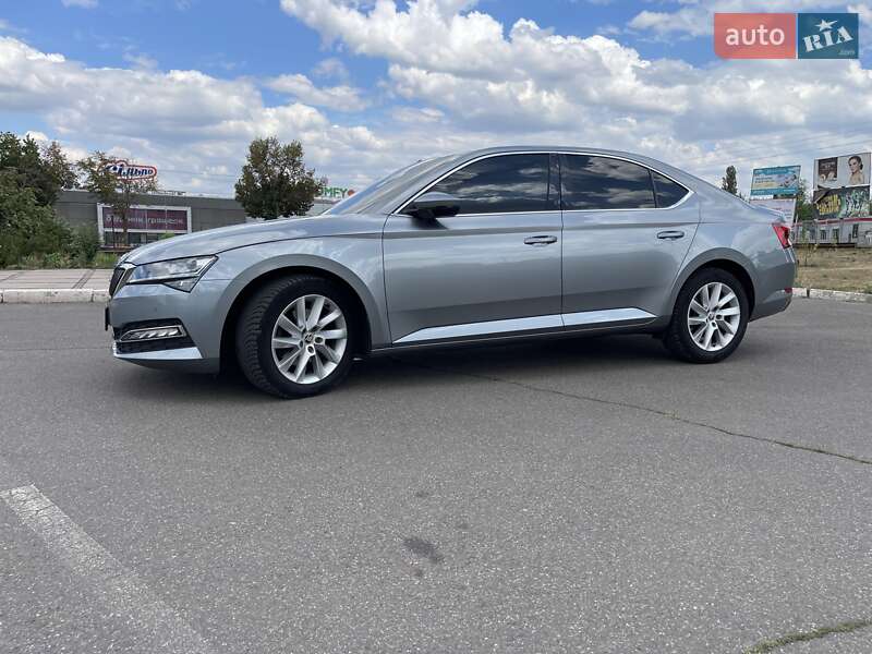 Лифтбек Skoda Superb 2020 в Кривом Роге