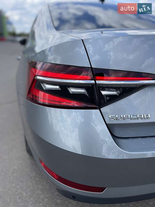 Лифтбек Skoda Superb 2020 в Кривом Роге
