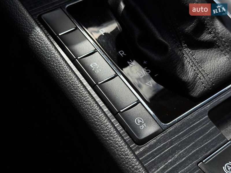 Лифтбек Skoda Superb 2020 в Кривом Роге