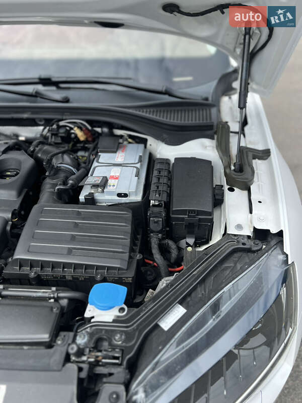 Універсал Skoda Superb 2018 в Києві