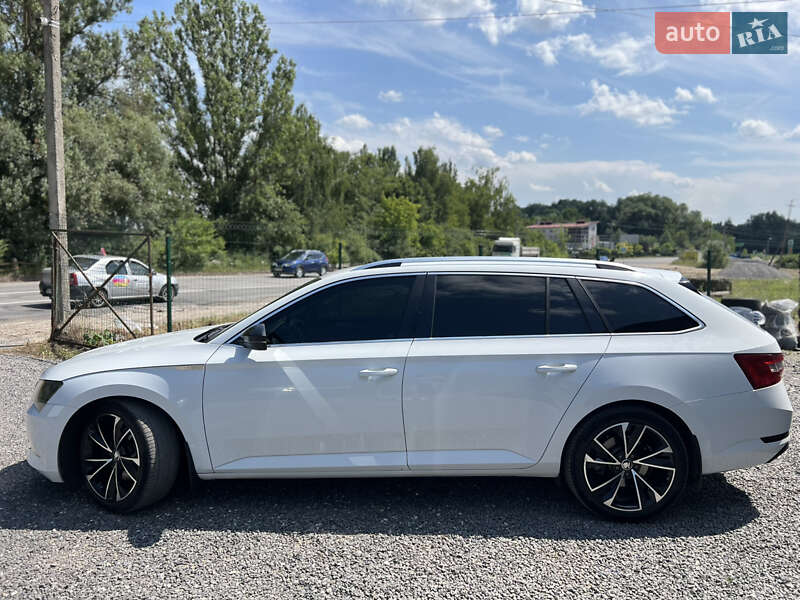 Универсал Skoda Superb 2018 в 