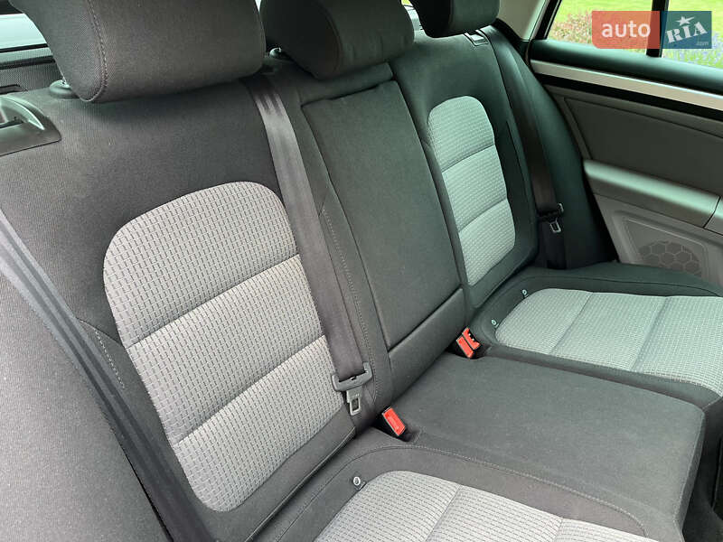 Універсал Skoda Superb 2011 в Рівному