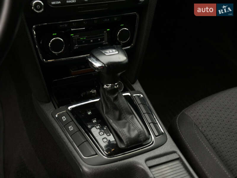 Лифтбек Skoda Superb 2011 в Василькове