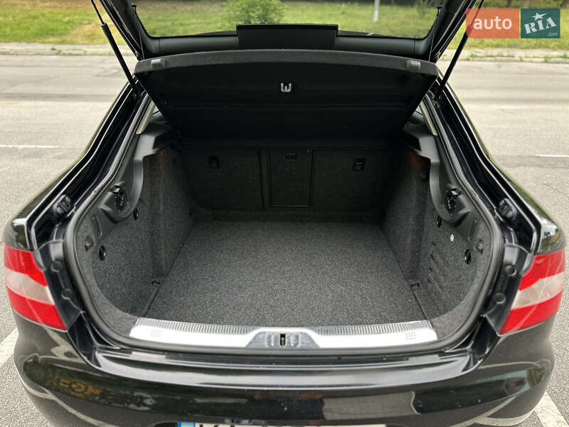 Лифтбек Skoda Superb 2011 в Василькове