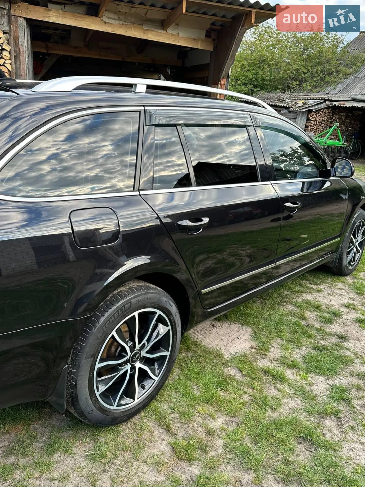 2010 Skoda Superb - мініатюра 4