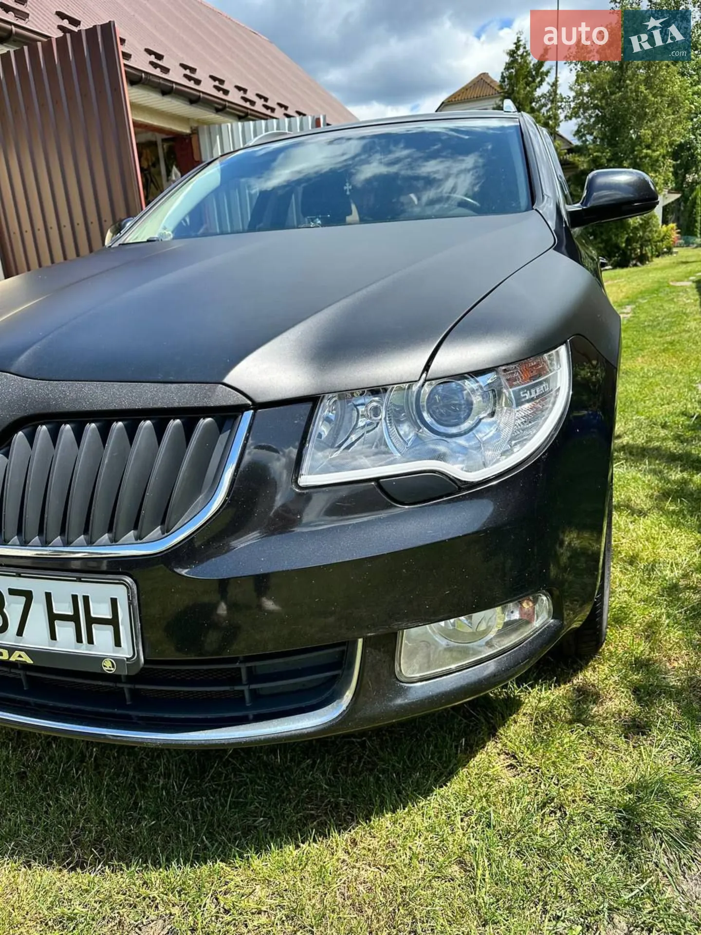 2010 Skoda Superb - мініатюра 8