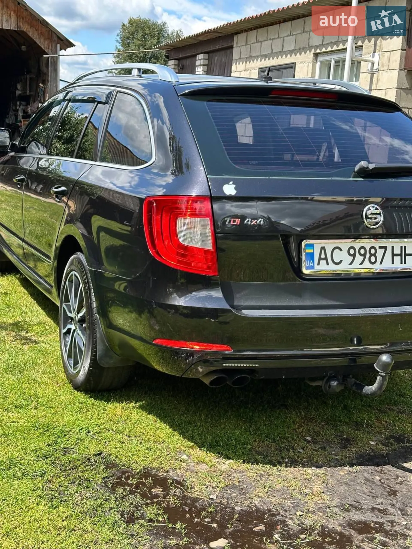 2010 Skoda Superb - мініатюра 17