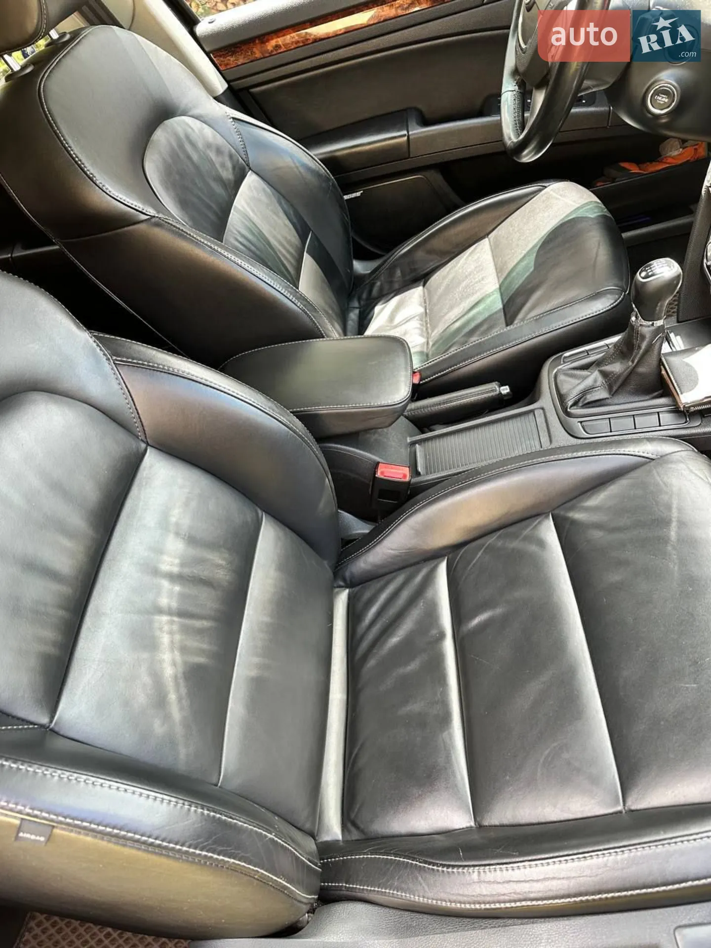 2010 Skoda Superb - мініатюра 23