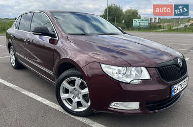 Лифтбек Skoda Superb 2010 в 