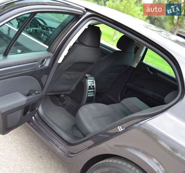 Лифтбек Skoda Superb 2009 в Днепре