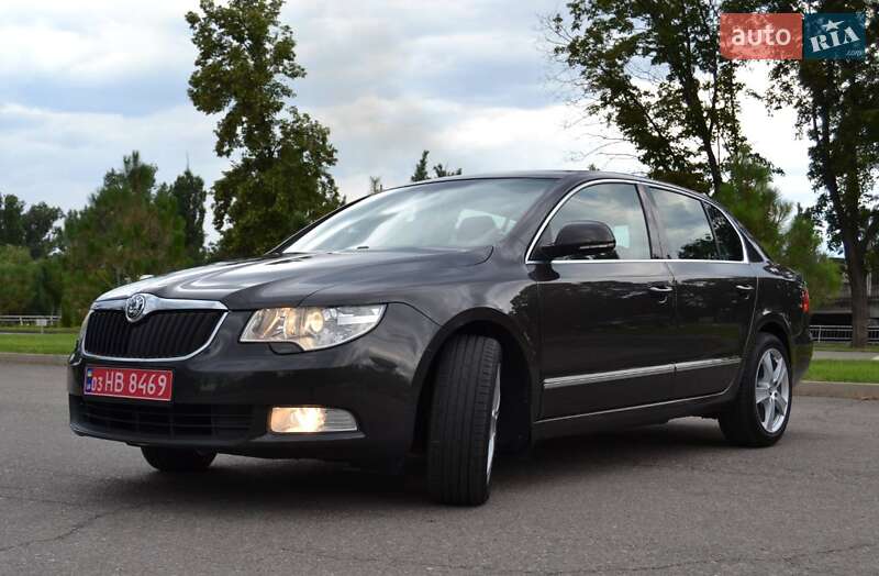 Лифтбек Skoda Superb 2009 в Днепре