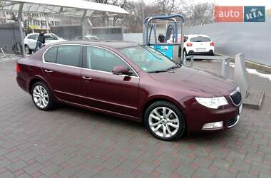 Ліфтбек Skoda Superb 2009 в Запоріжжі