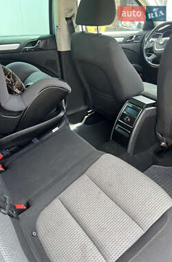 Универсал Skoda Superb 2011 в 