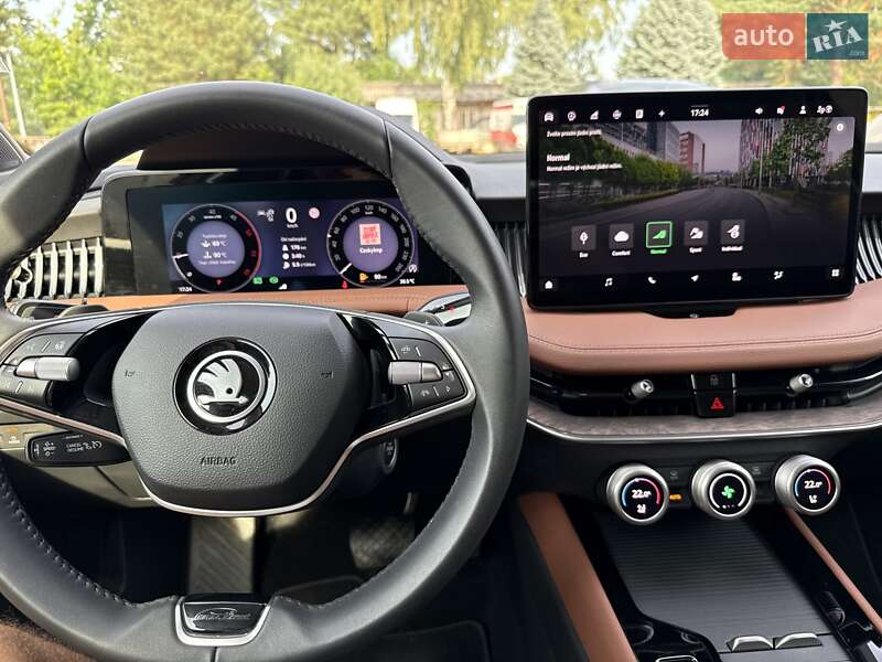 Лифтбек Skoda Superb 2024 в Львове
