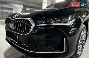 Лифтбек Skoda Superb 2025 в 