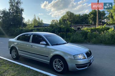 Лифтбек Skoda Superb 2004 в 