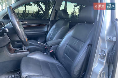 Лифтбек Skoda Superb 2004 в 