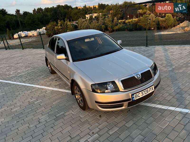 Skoda Superb 2006