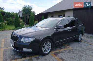 Универсал Skoda Superb 2011 в Любомле
