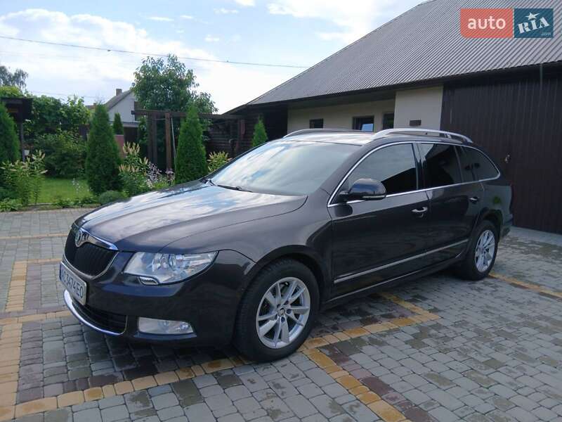 Skoda Superb 2011 Skoda Superb 2011