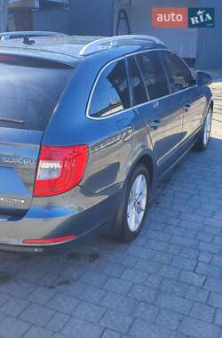 Универсал Skoda Superb 2014 в 