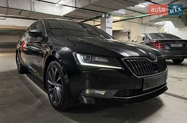 Лифтбек Skoda Superb 2018 в 