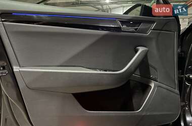 Лифтбек Skoda Superb 2018 в 