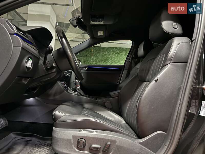 Лифтбек Skoda Superb 2018 в Киеве
