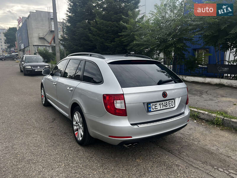 Универсал Skoda Superb 2012 в Черновцах