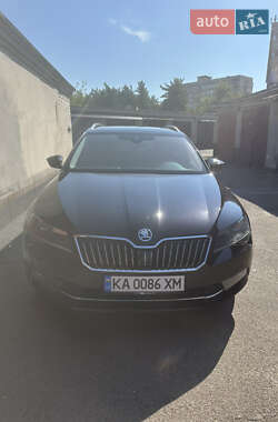 Универсал Skoda Superb 2016 в Киеве