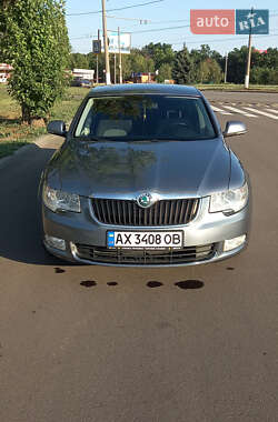 Лифтбек Skoda Superb 2010 в 