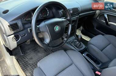 Лифтбек Skoda Superb 2006 в 