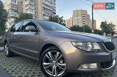 Лифтбек Skoda Superb 2012 в Хмельницком