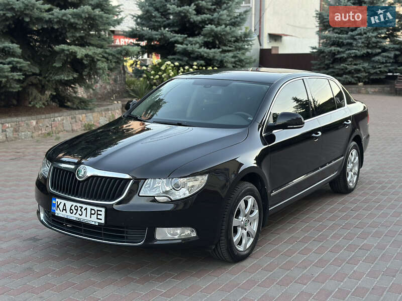Skoda Superb 2011