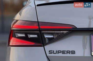 Лифтбек Skoda Superb 2020 в 