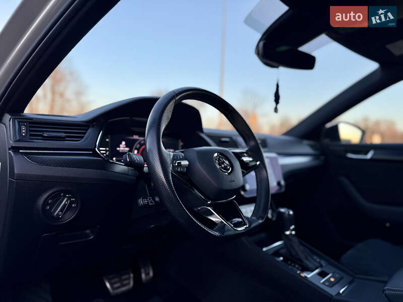 Лифтбек Skoda Superb 2020 в Луцке